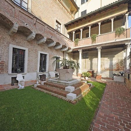 Foresteria Palazzo Guazzoni Zaccaria Кремона Екстериор снимка