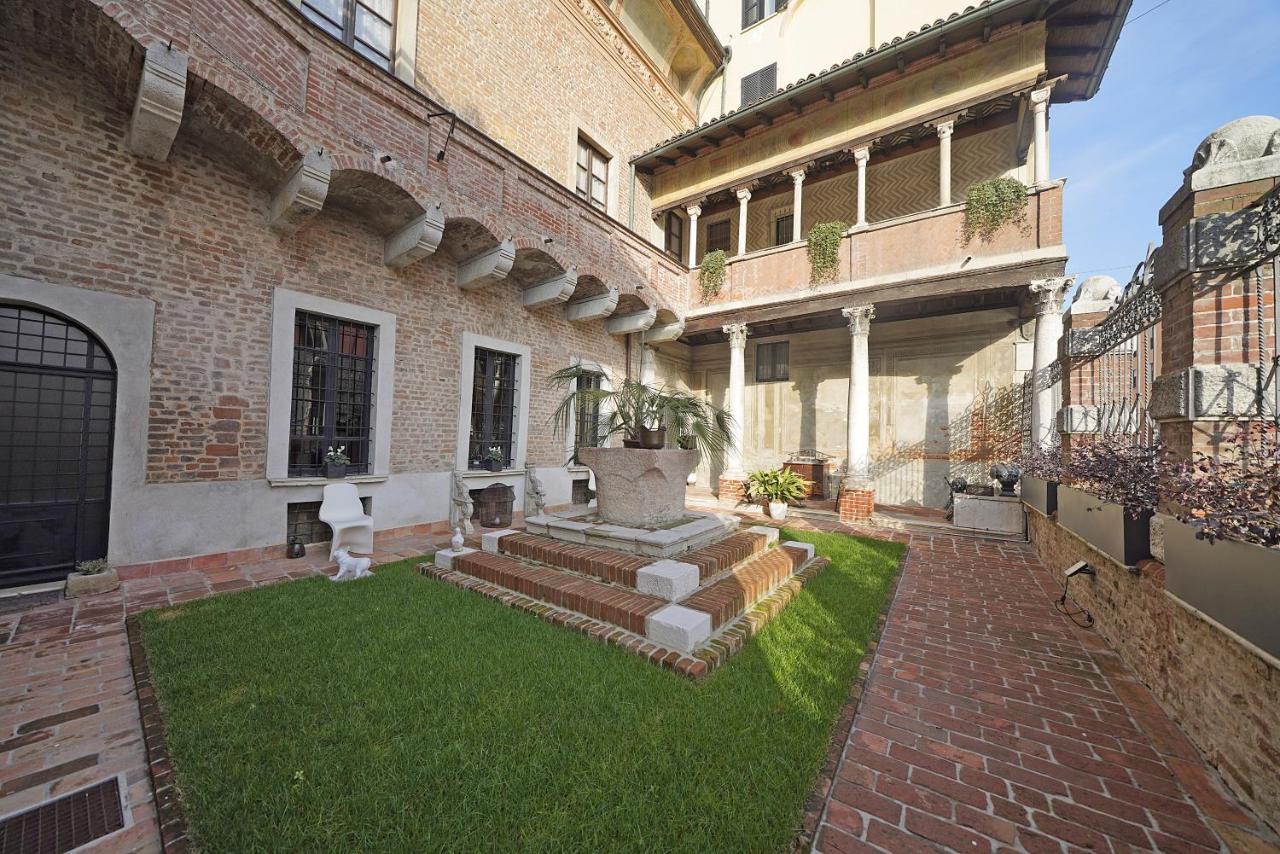 Foresteria Palazzo Guazzoni Zaccaria Кремона Екстериор снимка