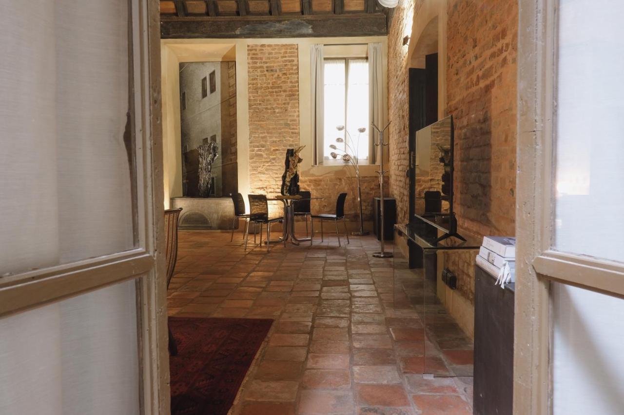 Foresteria Palazzo Guazzoni Zaccaria Кремона Екстериор снимка
